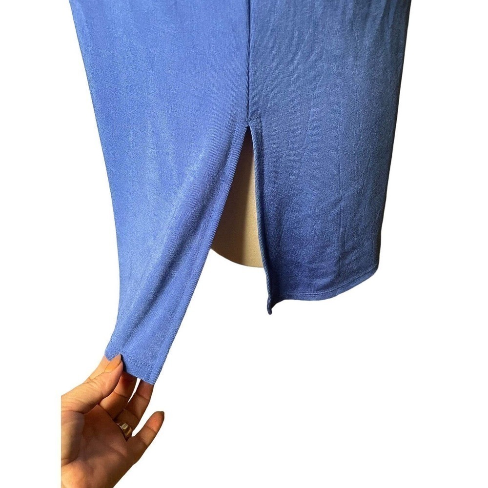 Chico’s Travelers Blue Keyhole Tunic Top Size 1 (US Size 8-10) Medium Slinky - Picture 4 of 7